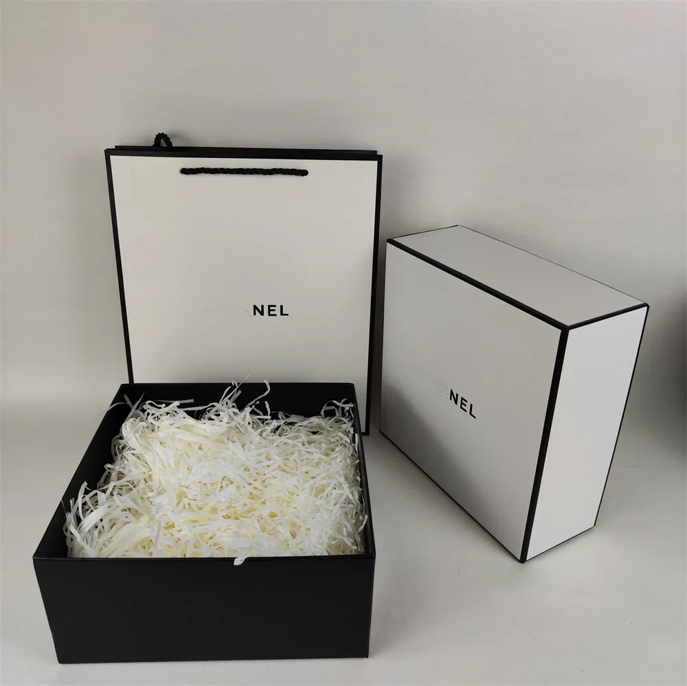 Designer gift packaging large capacity white perfume box bag set handbag gift box cosmetics packaging box