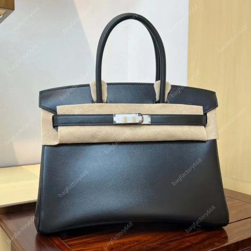 10A top designer women's bag Totes box leather luxury classic fashion large capacity tote handbag Hand-made wax wire Plain Black Fashion Bags 1:1 copy Gift box packaging