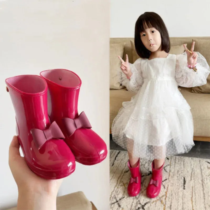 Botlar Çocuklar Yağmur Boot Water Geçirmez Slip Water Ayakkabı Okulu Bowknot Prenses Kız Midcalf Bebek Kauçuk Botalar 231024