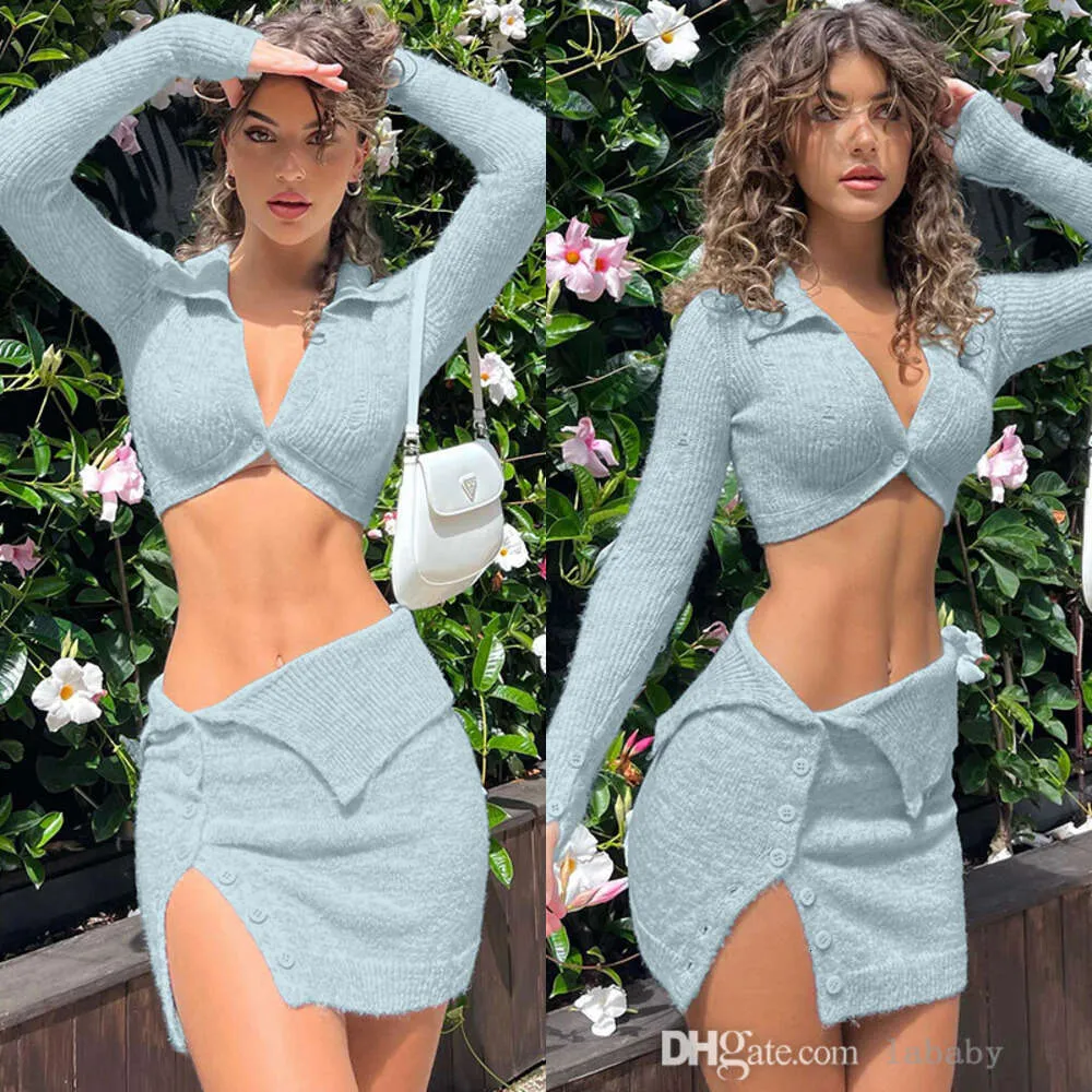 2023 Otoño para mujer Conjunto de falda sexy Moda Vestido de dos piezas Botones Polor Cuello Manga larga Crop Top y mini faldas cortas divididas 2 piezas Traje Ropa