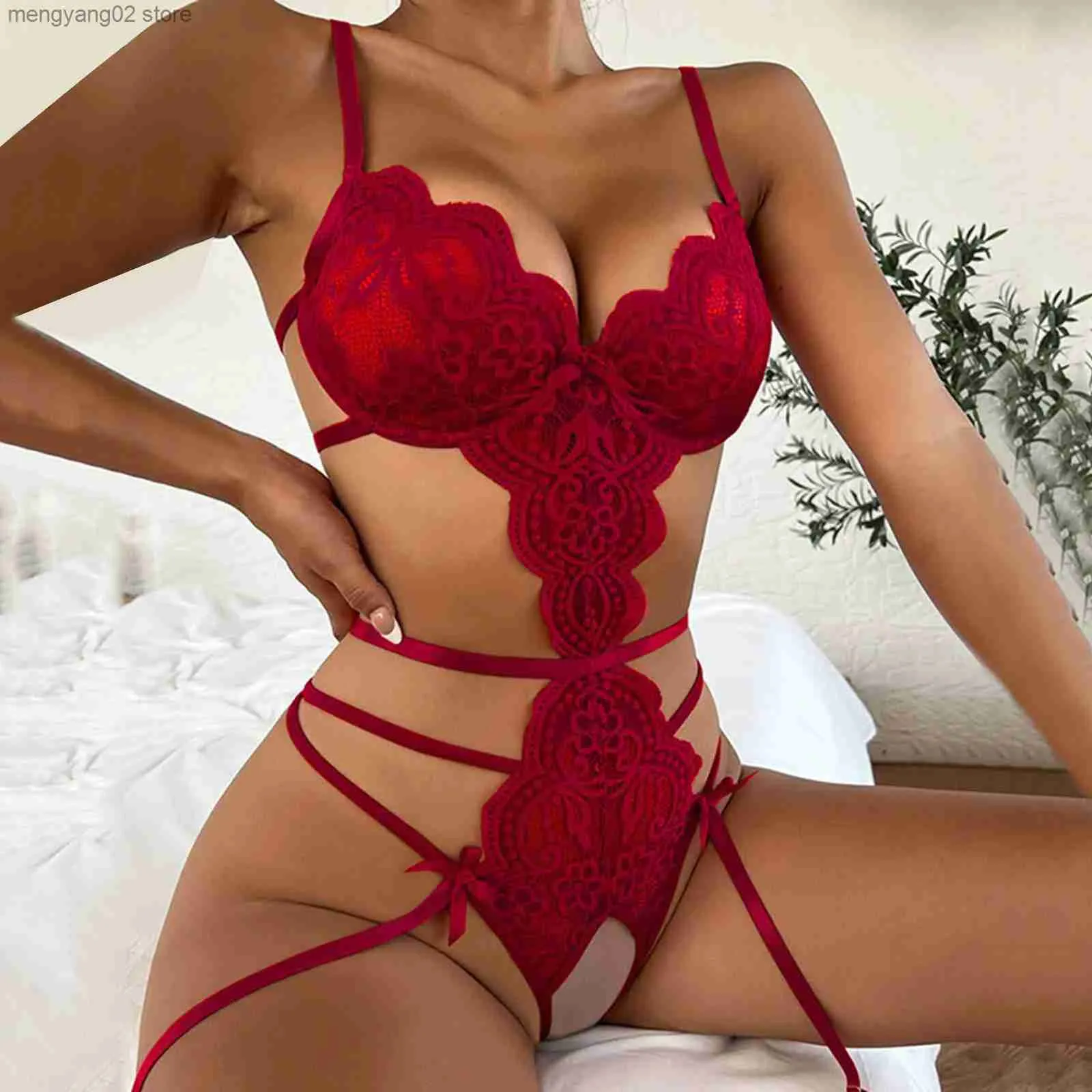 Erotic Lace Lingerie Set With Push Up Bra And Garter Backless