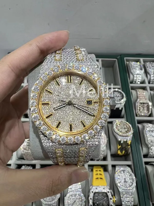 Moissanite Diamond Buzlu Tasarımcı Mens Erkekler Yüksek Kaliteli Montre Otomatik Hareket Saatleri Orologio. Montre de Luxe L1