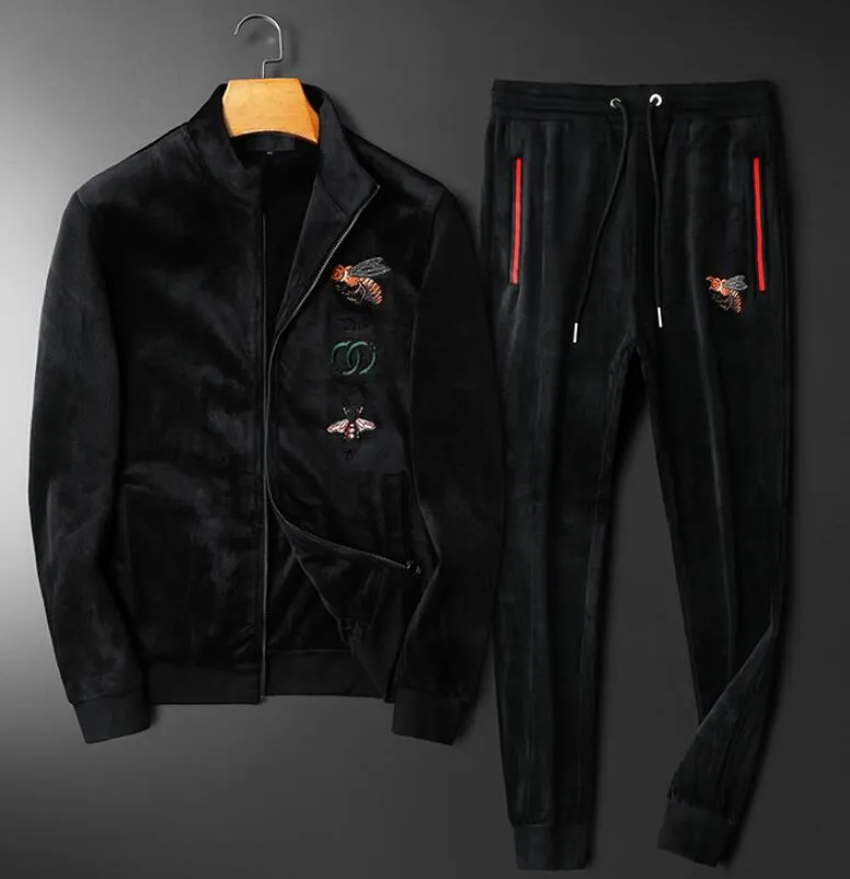 Euro Fashion Brand Winter Verdicktes Fleece Casual Sports Set Zwei bestickte Pullover für Herren_voghion.com