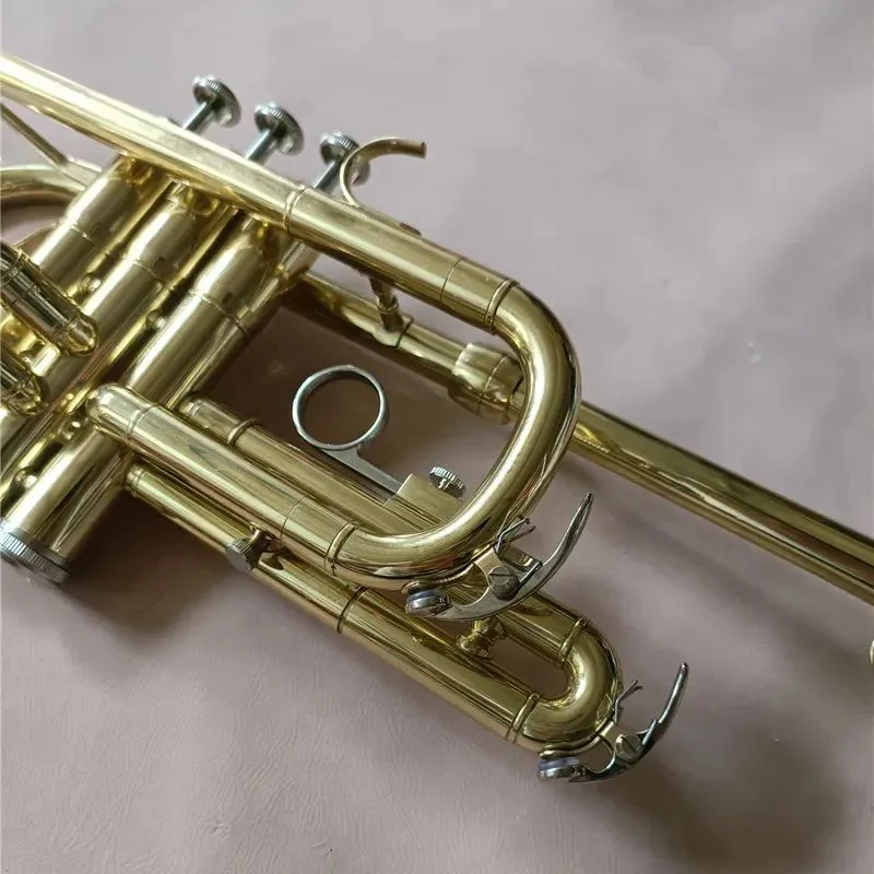 Новый трубный инструмент Баха Bb Trumpet Удлиненная мартовская салютная группа Первый выбор 00