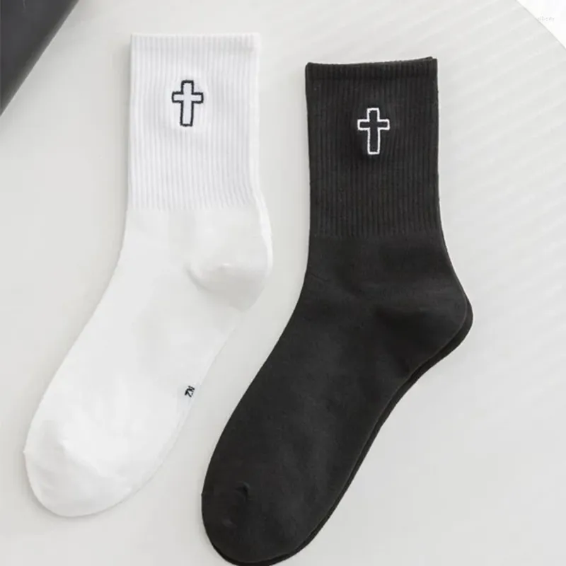 Meias masculinas 2 pares clássico cruz mid tubo homens preto branco cor sólida esporte moda absorção de suor respirabilidade outono