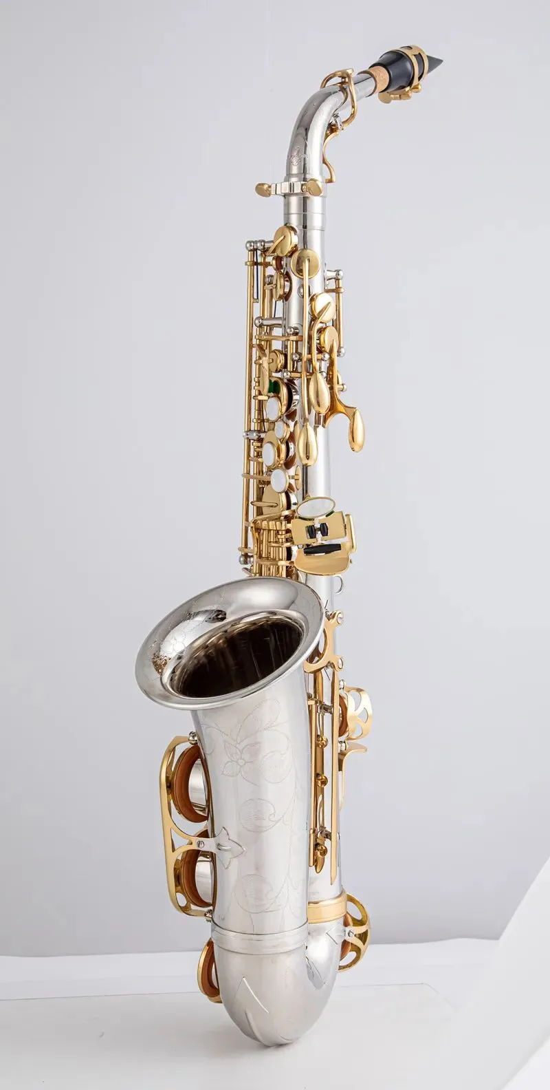 Zupełnie nowy A-Wo37 Alto Saksofon Nikiel Plane Gold Key Professional Saksak