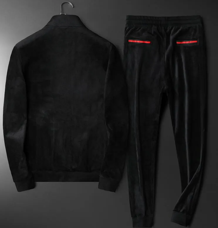 Euro Fashion Brand Winter Verdicktes Fleece Casual Sports Set Zwei bestickte Pullover für Herren_voghion.com