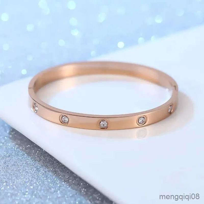 Bracelet Manchette Bracelets Bracelets Pour Femmes Bracelet En Acier Inoxydable Bijoux De Mode Charme Bijoux Accessoires Bracelet En Cristal aime R231025