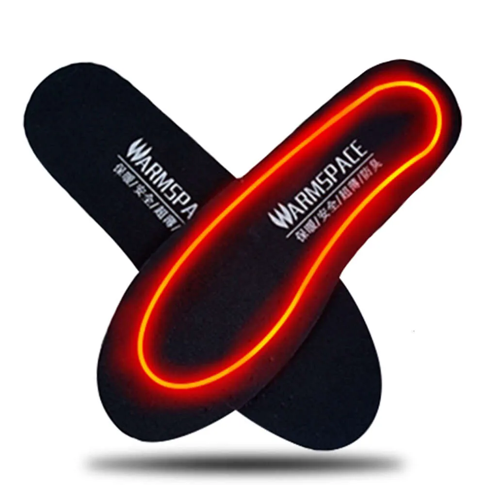 加熱された靴下Warmspace Sports Shoes Insole USBシューズフィートフィートウォームソックパッドバッテリー充電暖房インソール冬