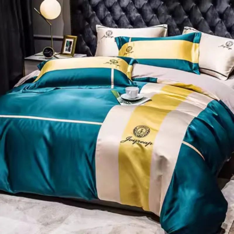 Conjuntos de designer de cama de cama decoração de casa luz luxo high-end algodão puro conjunto de quatro peças de grande marca avançado sentido de marca de moda todo o algodão cama cama chapéu modelo
