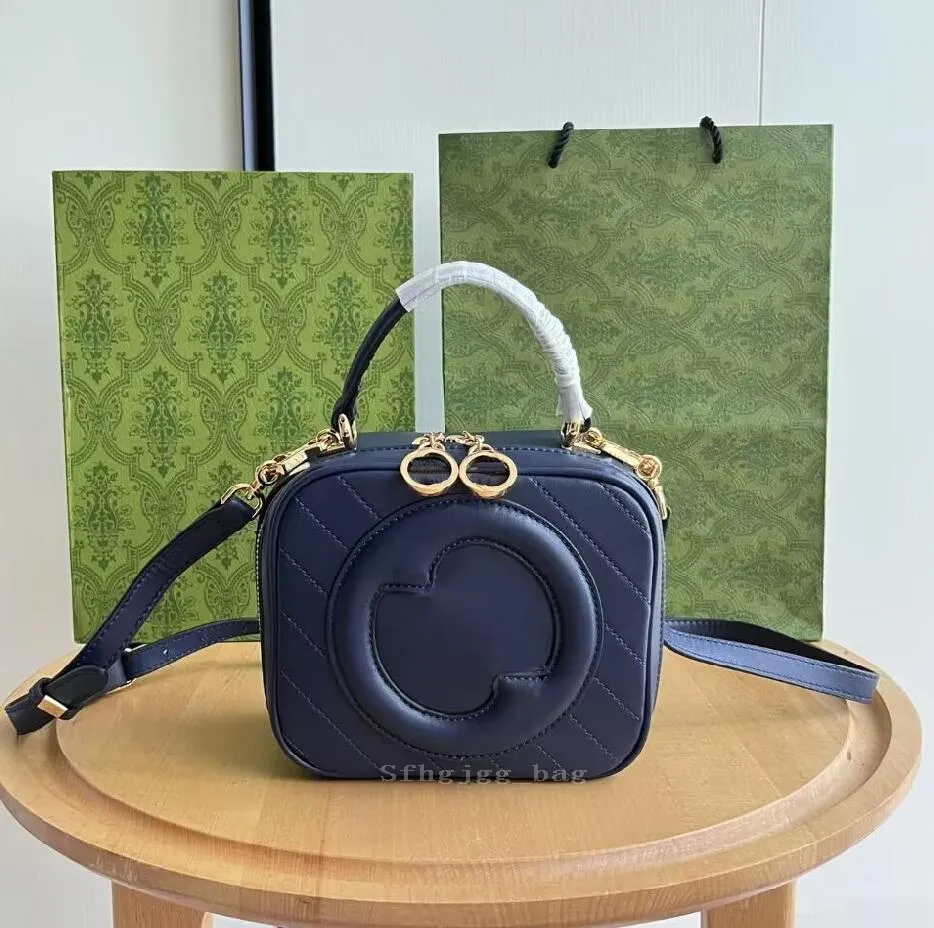 Lüks kadın çanta kozmetik çanta sarışın sap ve omuz çantaları mektup çantalar kadınlar tote çanta moda crossbody çanta klasik retro kare çantası karanlık çanta l30