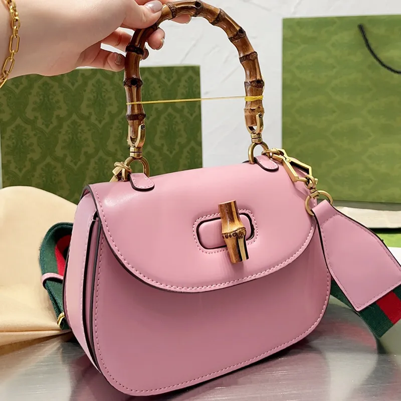 Crossbody Handbag Women Women Bag Bags الشهيرة العلامة التجارية سفر الكتف على ظهر الأزياء على الكتف غير الرسمي حقائب يد التسوق الكلاسيكية محفظة