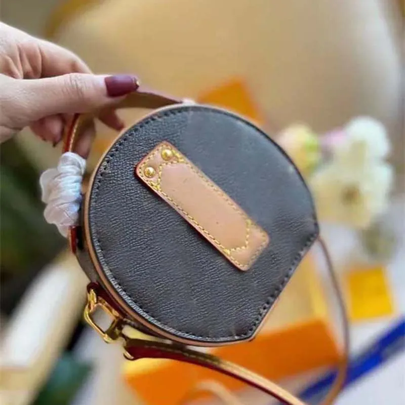 DAPU Designerväska liten runda kakväska kvinnor mångsidig crossbody väska klassisk blommig mini plånbok kortväska myntväska