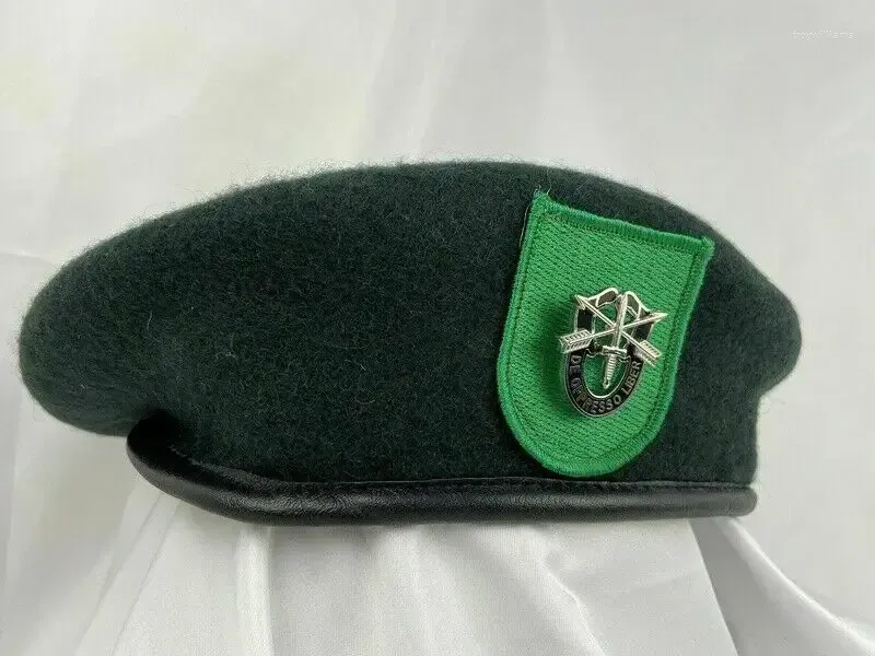 Bérets 9ème groupe de forces spéciales de l'armée américaine, devise du béret vert noirâtre, reconstitution militaire