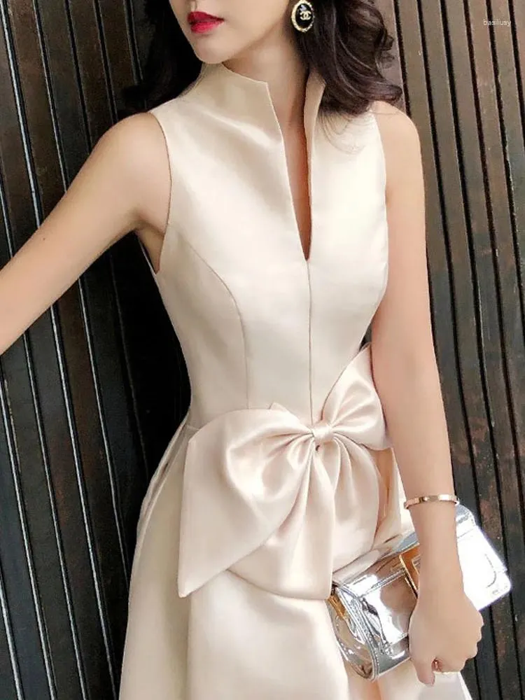 Robes décontractées Midiskirt Occasion formelle Robe Arrivées Fête élégante pour les femmes 2023 Sans manches Stand Col Demoiselle d'honneur Vêtements de mariage