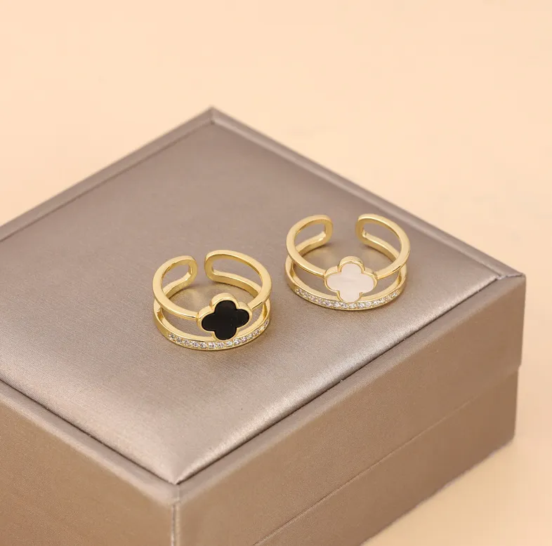 Anillo de trébol blanco y negro de marca de lujo, anillos de latón chapados en oro, joyería para regalo de mujer