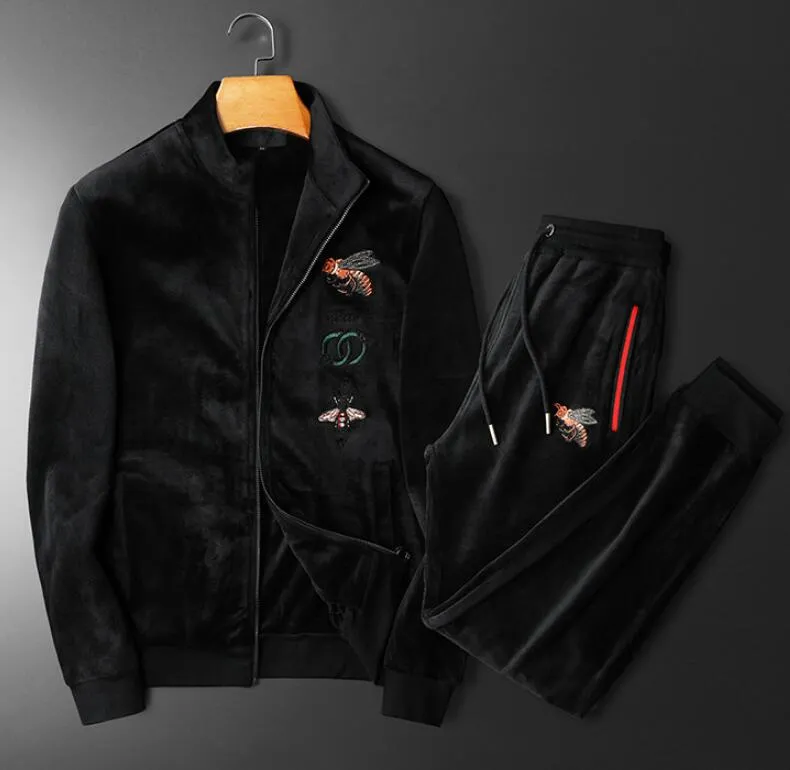 Euro Fashion Brand Winter Verdicktes Fleece Casual Sports Set Zwei bestickte Pullover für Herren_voghion.com