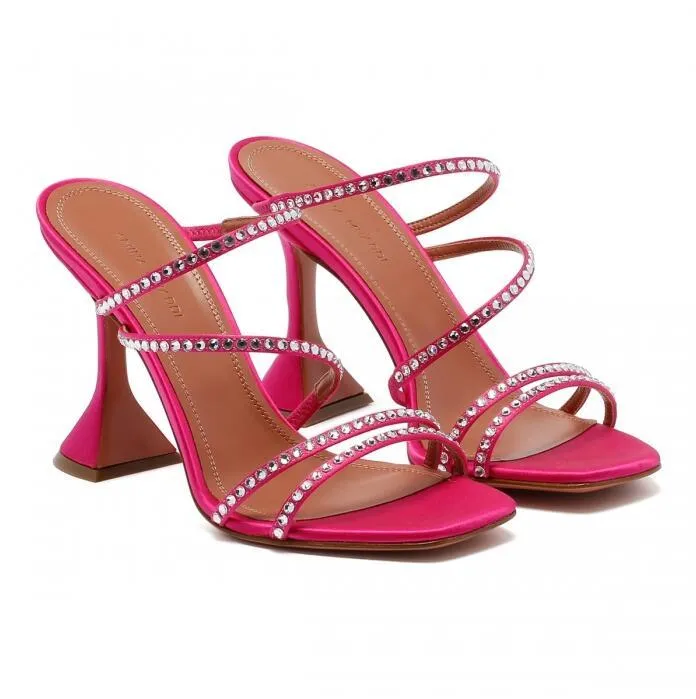 럭셔리 패션 브랜드 Muaddis Naima Crystal-Embellished Satin Sandals 신발 레이디 워킹 스트랩 검투사 인기 펌프 EU35-40