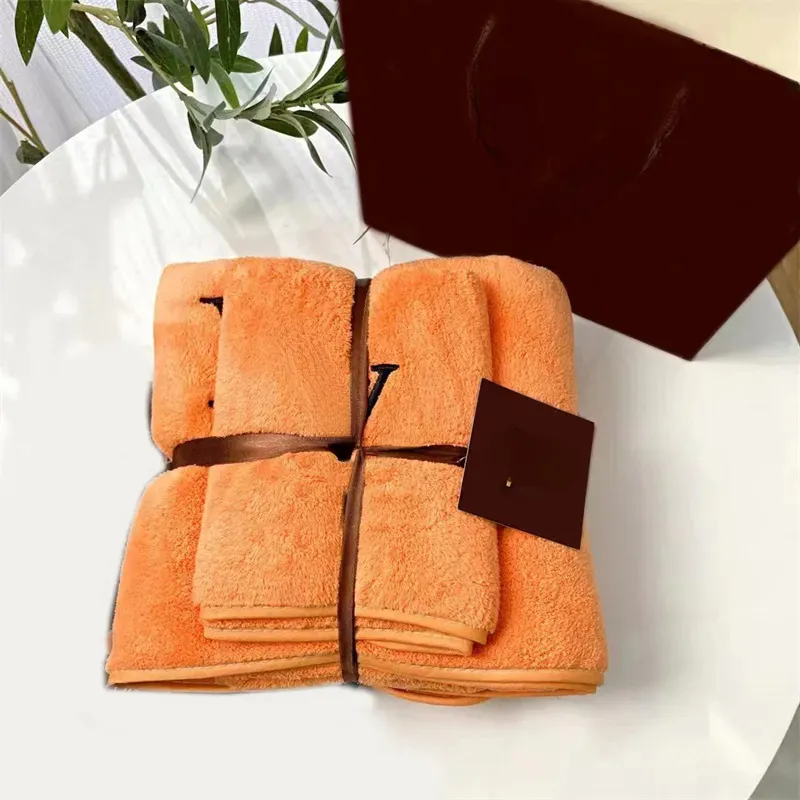 bath towel blue bath towel queen size coral fleece absorbent washcloths 2pcs letter pattern christmas day gift beach towels High Quality