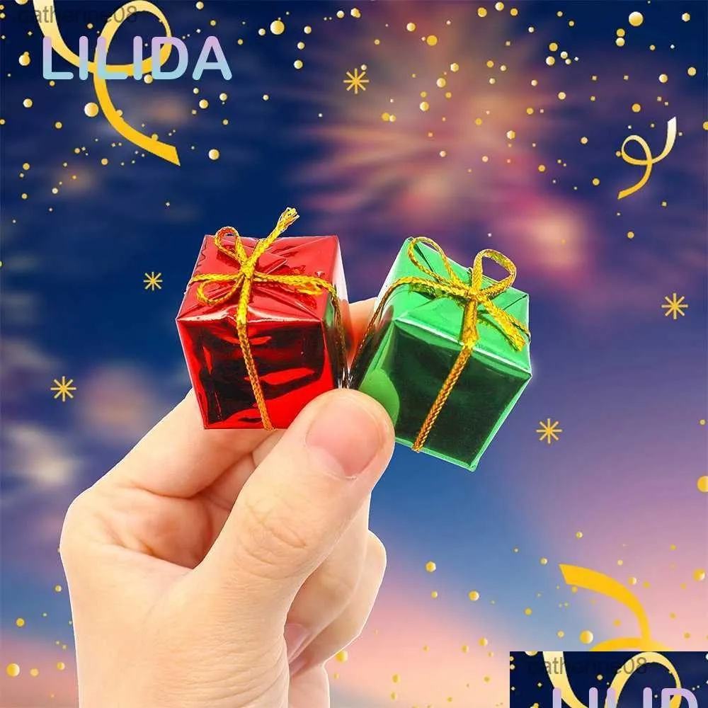 Julekorationer 12st mini handarbete presentförpackning prydnader Xmas trädtillbehör Nyårsparti Candy Boxes Pendant Navidad L2 DHBVM