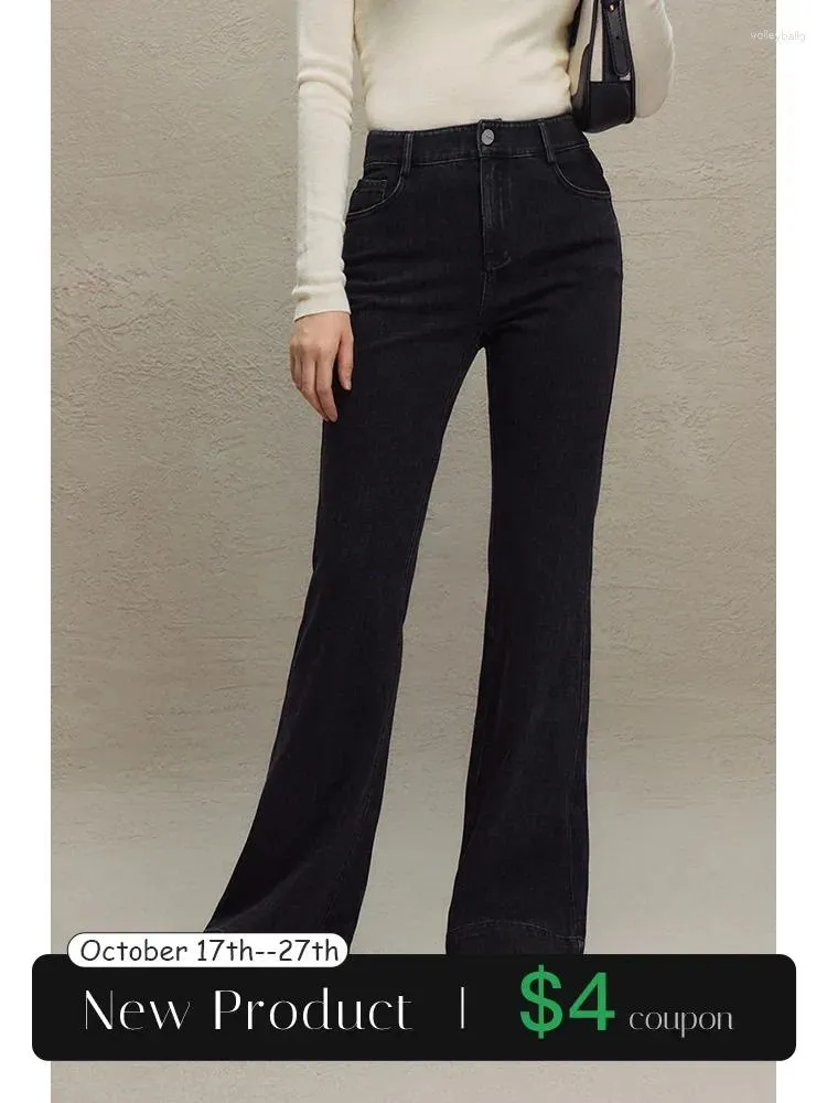 Jeans pour femmes Ziqiao Style rétro Taille haute Bootcut noir pour femmes 2023 Automne Hiver High Street Tall Slim Long Pantalon Femme