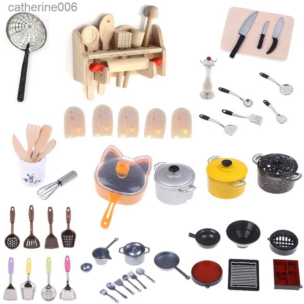 Kök spelar mat 1set eller 1pc dollhouse miniature kök redskap matlagning ware panna pannan pann kaffe te koppar stol keramisk potten kök lek toysl231026