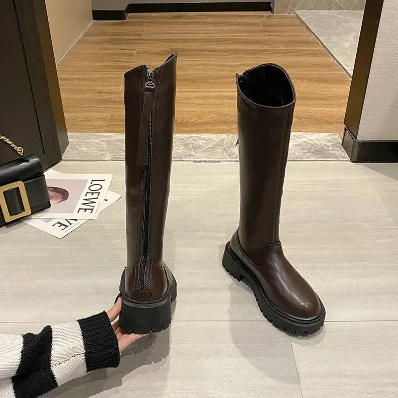 Stiefel Schwarz Braun Y Plattform Kniehohe Stiefel 2023 Herbst Winter Kurze Plüsch Dicke Unterseite Lange Frau Pu Leder Botas 231025