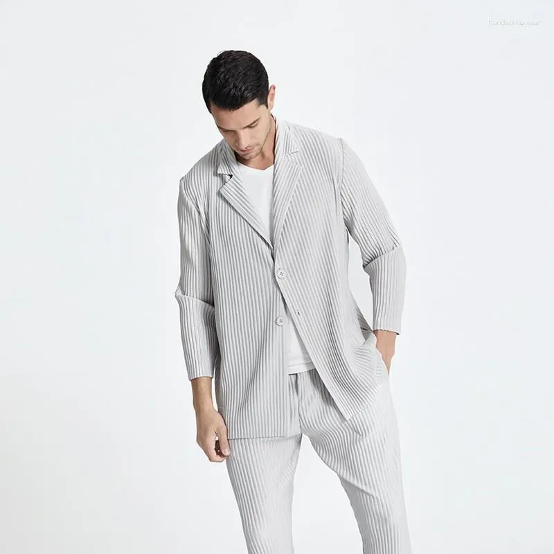 Costumes pour hommes Miyake Hommes Blazer Plissé Vêtements Stretch Tissu Slim Fit Manteau Casual Blazers Veste