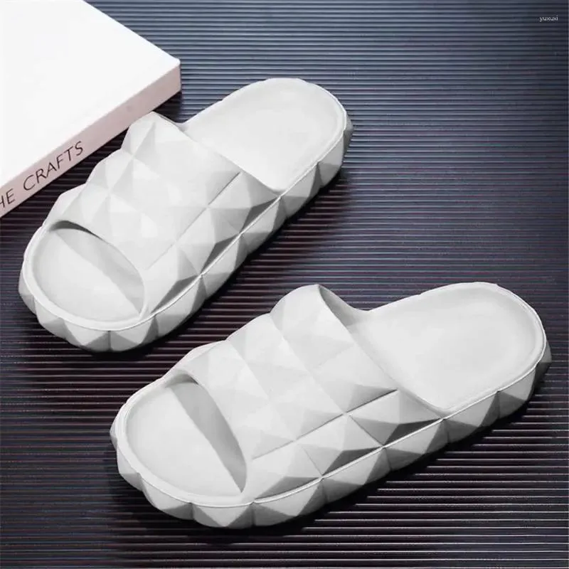 Slippers Hypersoft Flat Sole Trainers Sandals Luxury Designer Shoes Women's Sneakers Sports Clearance Casuall