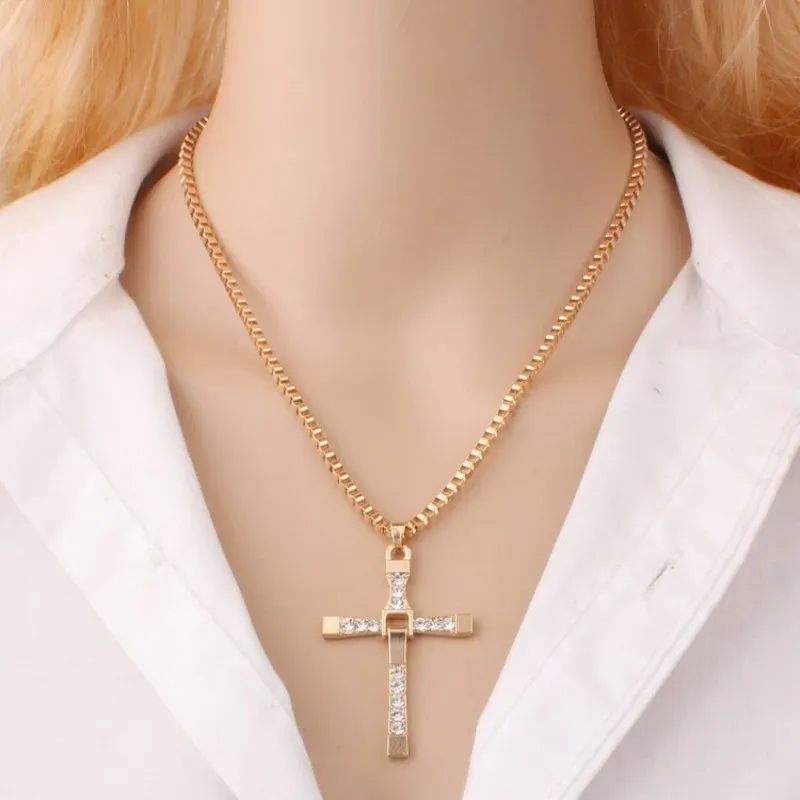 Collana Amen Croce Argento rodiato e zirconi | vendita online su Collana Amen Croce Argento rodiato e zirconi | vendita online su