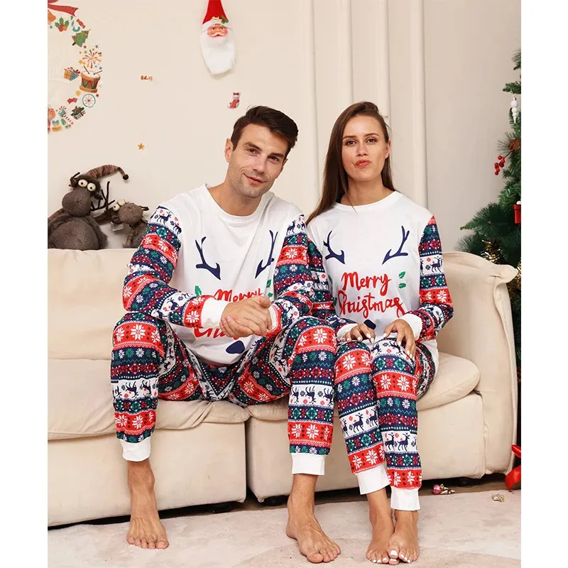 2023 famille noël pyjamas correspondant vêtements ensemble noël adulte père  mère enfants vêtements de nuit pour fils fille pyjamas tenue 