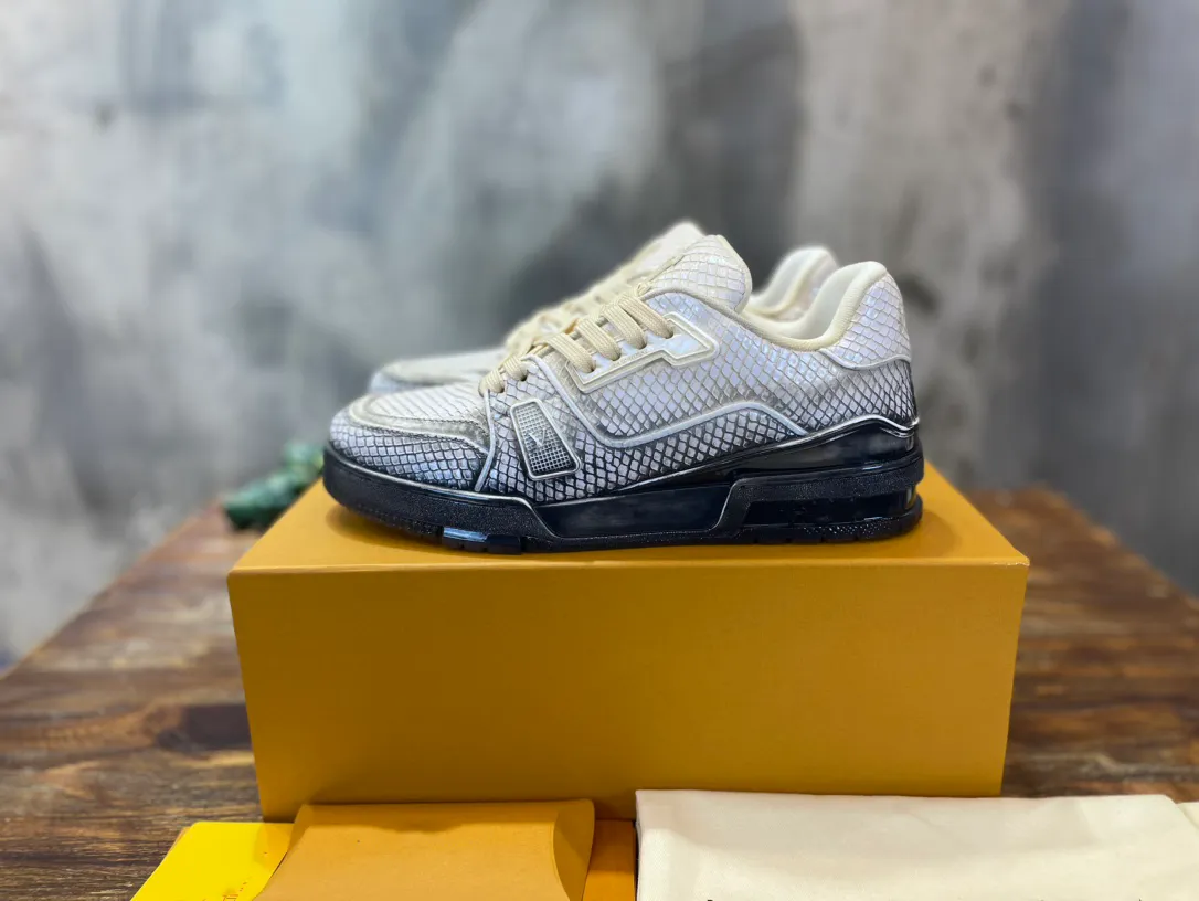 Luxury Leather Sneakers: Designer Trainers in Nubuck