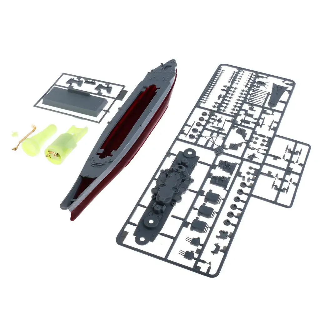 1:700 WWII Japan Navy Pocket Yamato 1940 - Plastic Model Kit