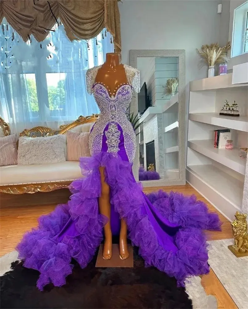 Robe de bal Long Purple for Black Girls 2024 Robes de fête d'anniversaire en perles Robes de soirée Crystal Ruffles Robe de soirée Es es