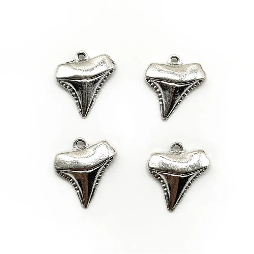 100st Shark Teeth Antique Silver Charms hängsmycken DIY för halsbandsarmband örhängen retro stil 17 16mm2634