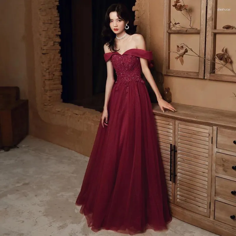 Etnische Kleding Bruid Bordeaux Trouwjurken Dames Elegant Off-shoulder Applicaties Pailletten Kralen Luxe Party Toast Jurken