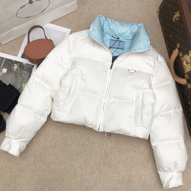디자이너 자르기 다운 재킷 여성을위한 재킷 가벼운 겨울 칼라 파카 겨울 재킷 여성 쇼트 다운 재킷 새로운 삼각형 표준 드로우 스트링 재킷 sml
