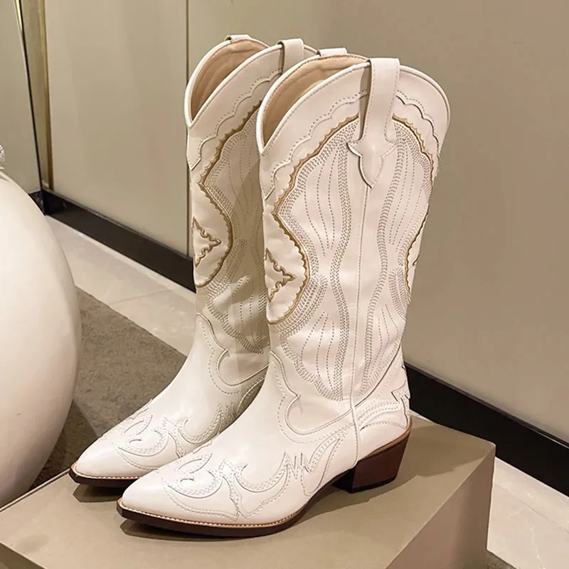 Buty White Knee High Cowboy for Women Pu Skórzane obcasy Kobieta Kobieta Plus w rozmiarze 42 spiczaste palce botas 231025