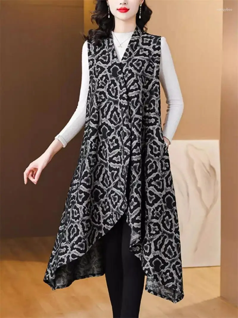 Kvinnors västar överdimensionerad tröja västjacka 2023 Autumn/Winter Lady's Fashionable Mid Length Printed Sticked Cardigan Coat Z3589