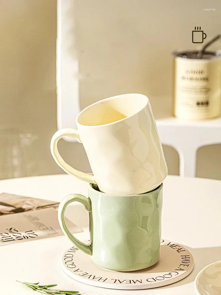 أكواب كوب ماء من السيراميك الإبداعي أسرة صلبة ألوان قهوة بسيطة الحليب الحليب زوج زوجين القدح