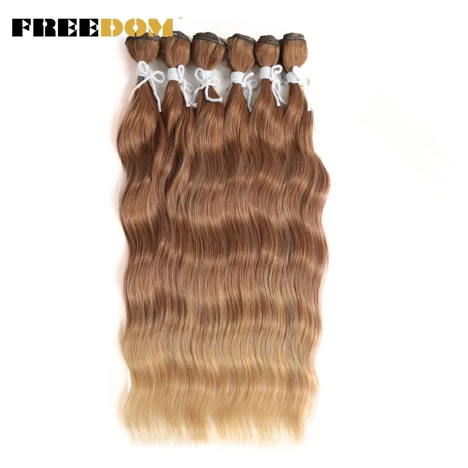 Mänskliga hårbulkar Freedom Natural Wave Bundles Syntetic S Ombre Blonde Weave 6PCSpack 20 tum värmebeständig fiber 231025