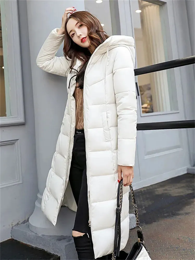 Kvinnor Down Parkas 2023 Winter Parka Long Coat Women Whitethick Warm Cotton Fashion Hooded Puffer Windproof Snow Overcoat 231026