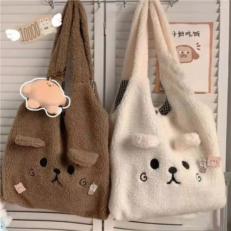 Sacs de soirée hiver doux peluche sac fourre-tout femmes dessin animé broderie agneau comme épaule en tissu pour étudiant 2023 mode shopper