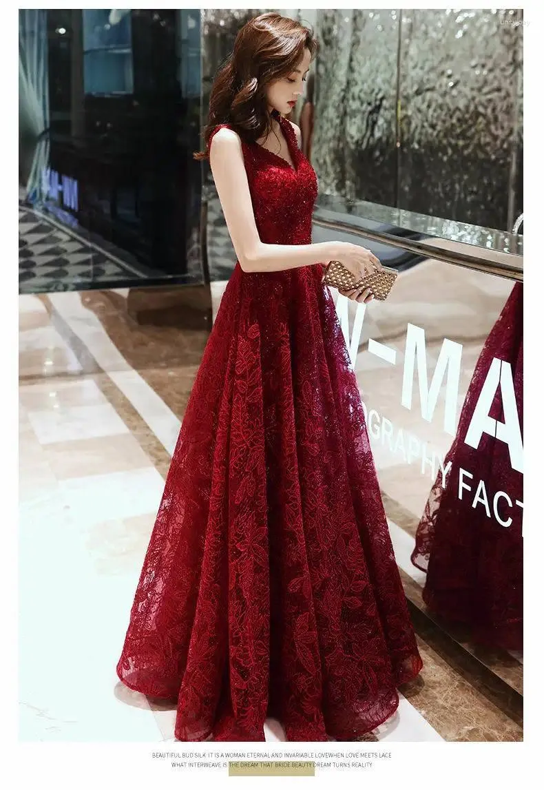 Sukienki imprezowe seksowne v szyja wino czerwona sukienka wieczorowa długie eleganckie kobiety koronkowe w górę sukienkę na podłogę