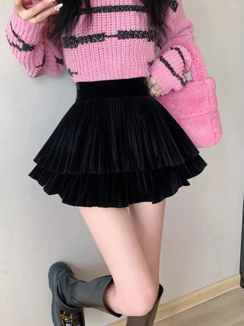 Skirts Girl Velvet Cake A-line Slimming Skirt For Women Autumn Winter 2023 Half-length Pleated Mini Short Female Clothes