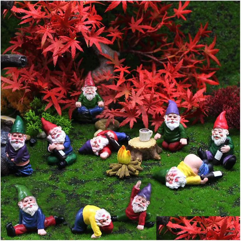 Decoratieve objecten beeldjes 12st/set Mini Fairy Garden Dronken Yoga Kabouters Miniatuur Ornamenten Set Dwerg Vreugdevuur Standbeelden Bloempot Deco Dh8Aj