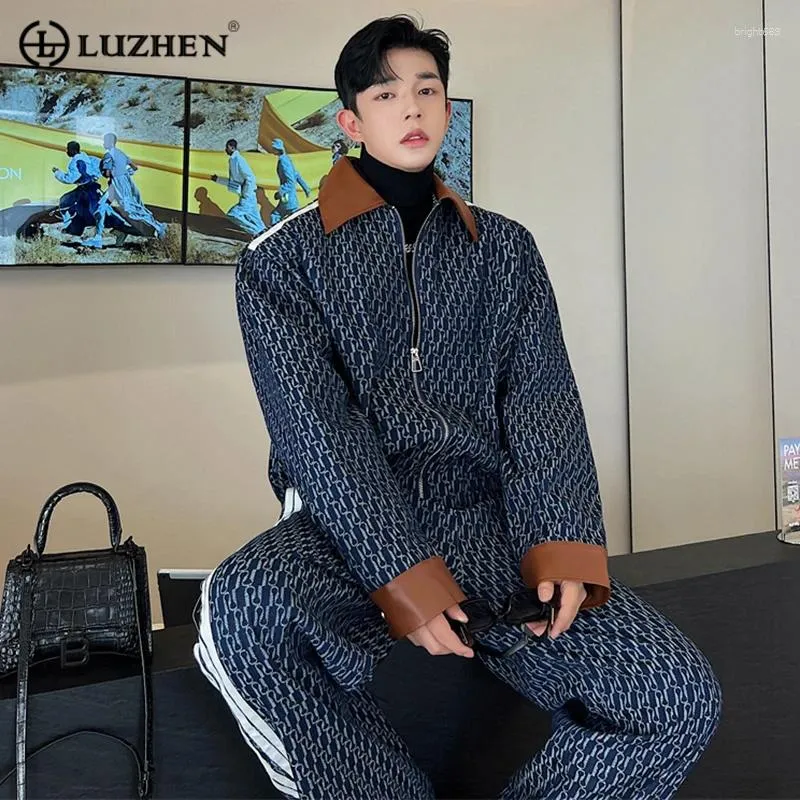 Herrspårsräder Luzhen Autumn Men Two Piece Printing Denim Jackets sätter koreansk stil stilig rak jeans klassisk manlig kortrock 94e1e5