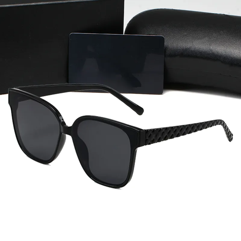 07J35 Kvinnor Designer Solglasögon Goggle Mens Solglasögon Square Solglasögon Black Dark Lenses Sun Glasses Retro glasögon Män UV400 -skydd