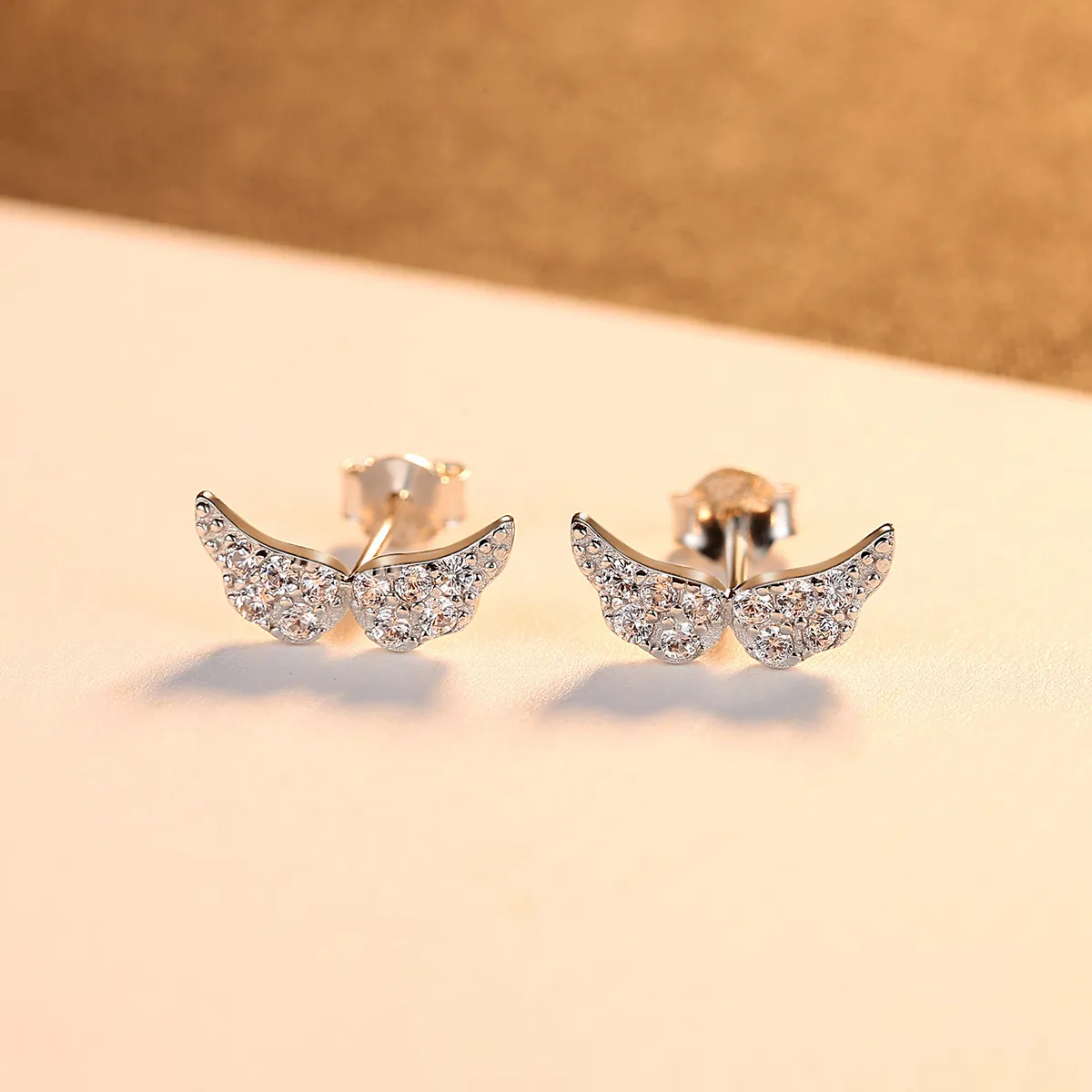 Korean New Sweet Angel Wings S925 Silver Stud Earrings Jewelry Fashion Women Shiny Zircon Plated 18k Gold Earrings for Women's Valentine's Day Birthday Gift SPC