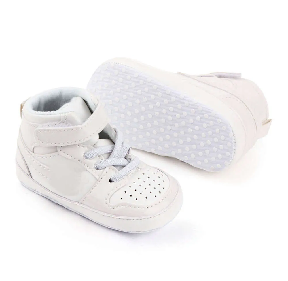 Primi camminatori Scarpe per bambini Classic Born Walker Infantile con suola morbida antiscivolo Bambino per ragazza e ragazzo Sneakers sportive Culla Bebe scarpa per bambini